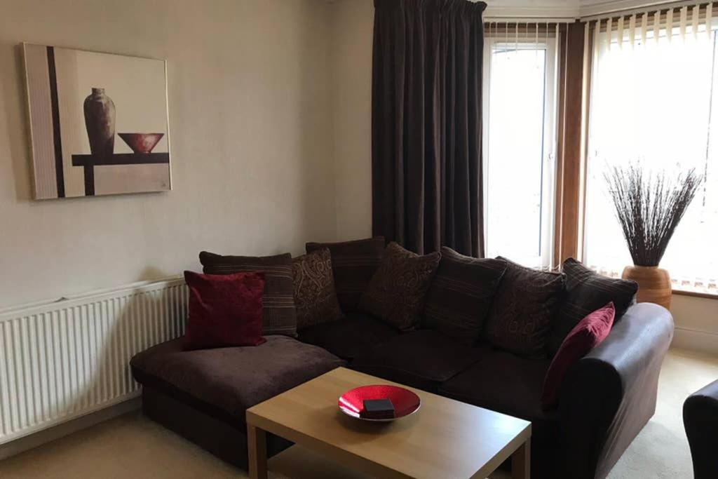 2 Catherines City Cottage Перт Экстерьер фото
